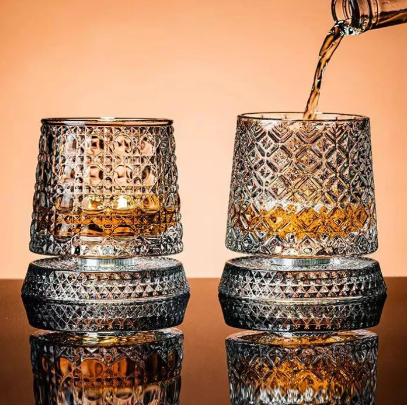 VortexCut™ Crystal Diamond Spinner Whiskey Glass